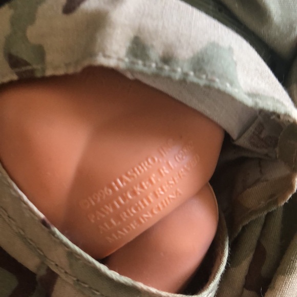 Lot of GIJOE 4 Figures& Footlocker full of accessories great 🎁 gift - Picture 10 of 13